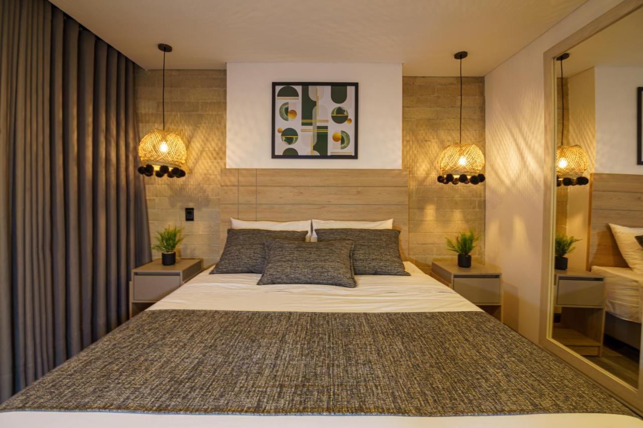 First Class Hotel Medellín Eksteriør billede