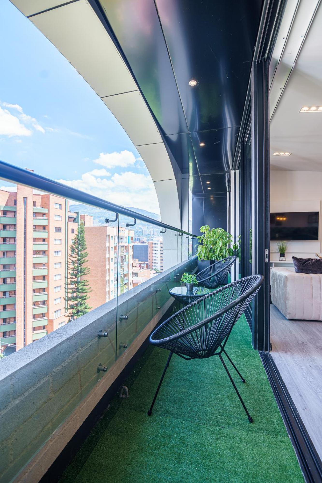 First Class Hotel Medellín Eksteriør billede
