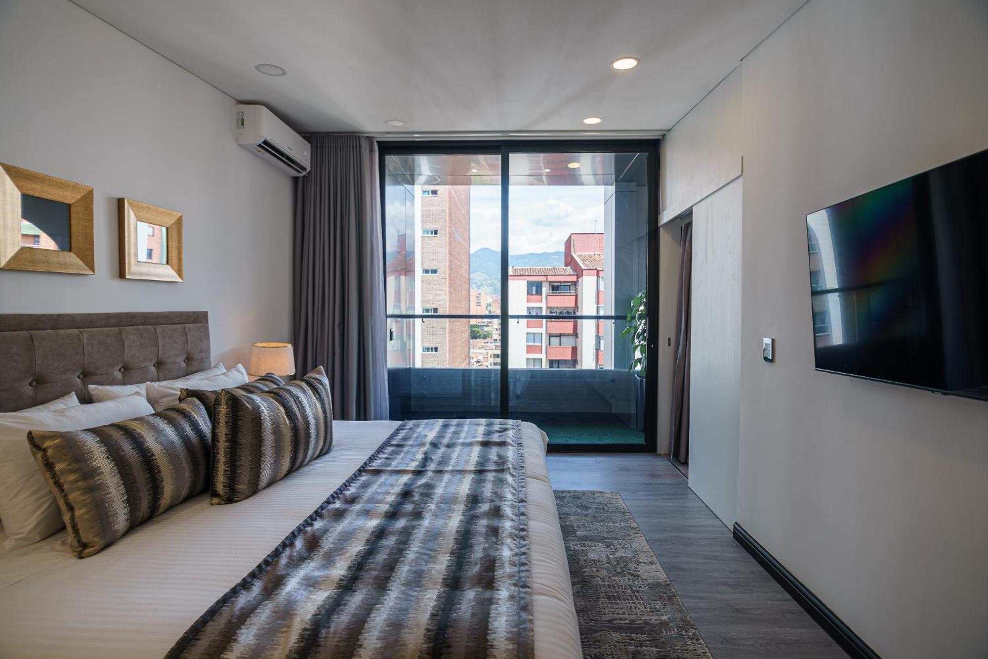 First Class Hotel Medellín Eksteriør billede