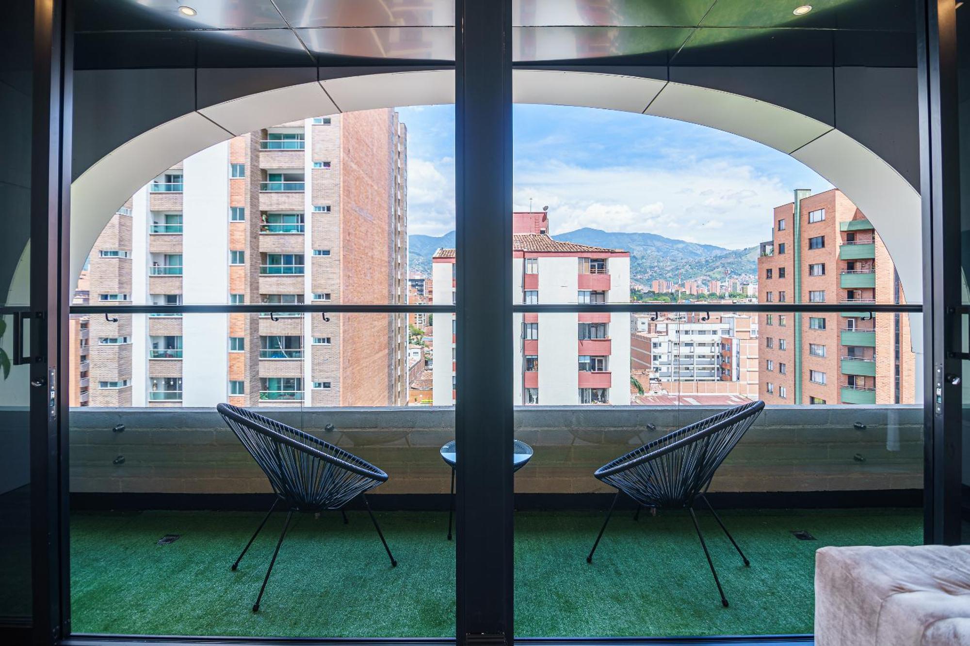 First Class Hotel Medellín Eksteriør billede