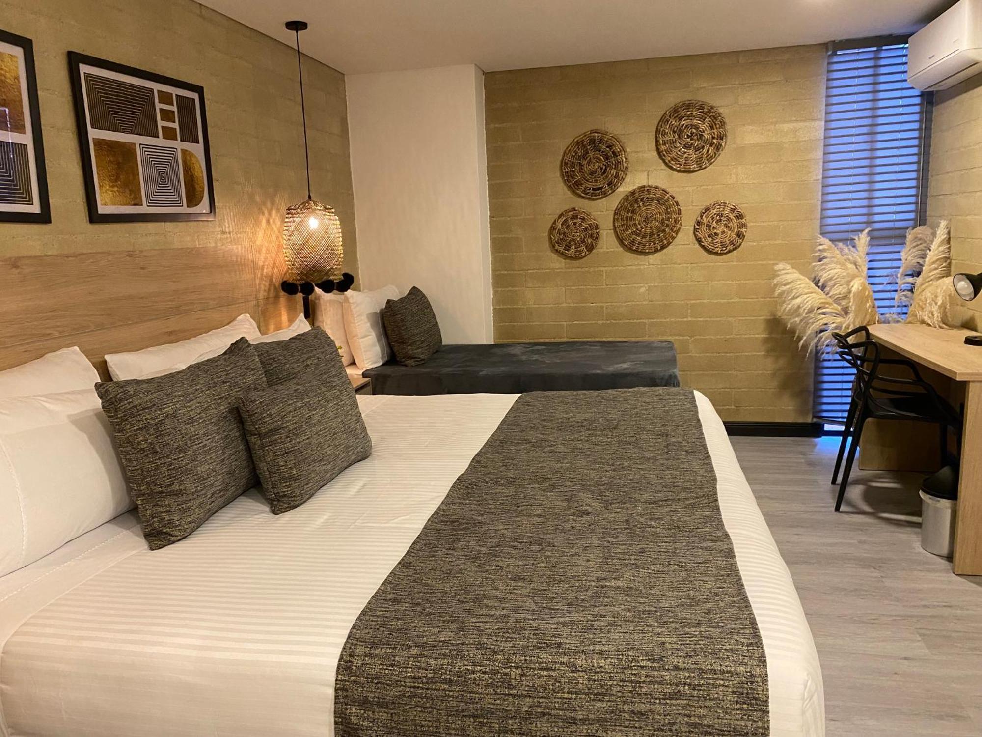 First Class Hotel Medellín Eksteriør billede