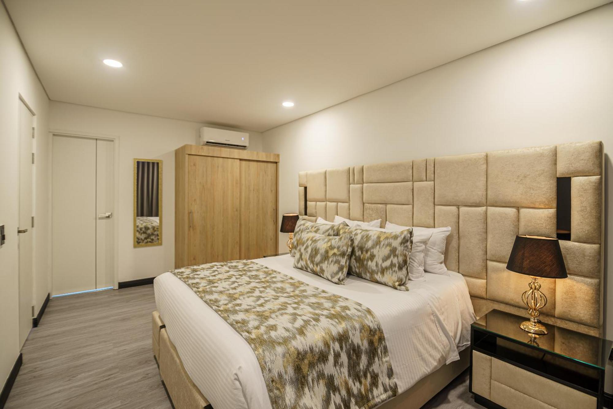 First Class Hotel Medellín Eksteriør billede